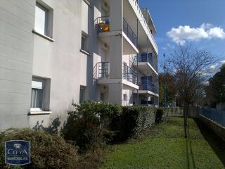  Appartement à louer 3 pièces 65 m²