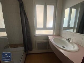  Appartement à louer 3 pièces 48 m²