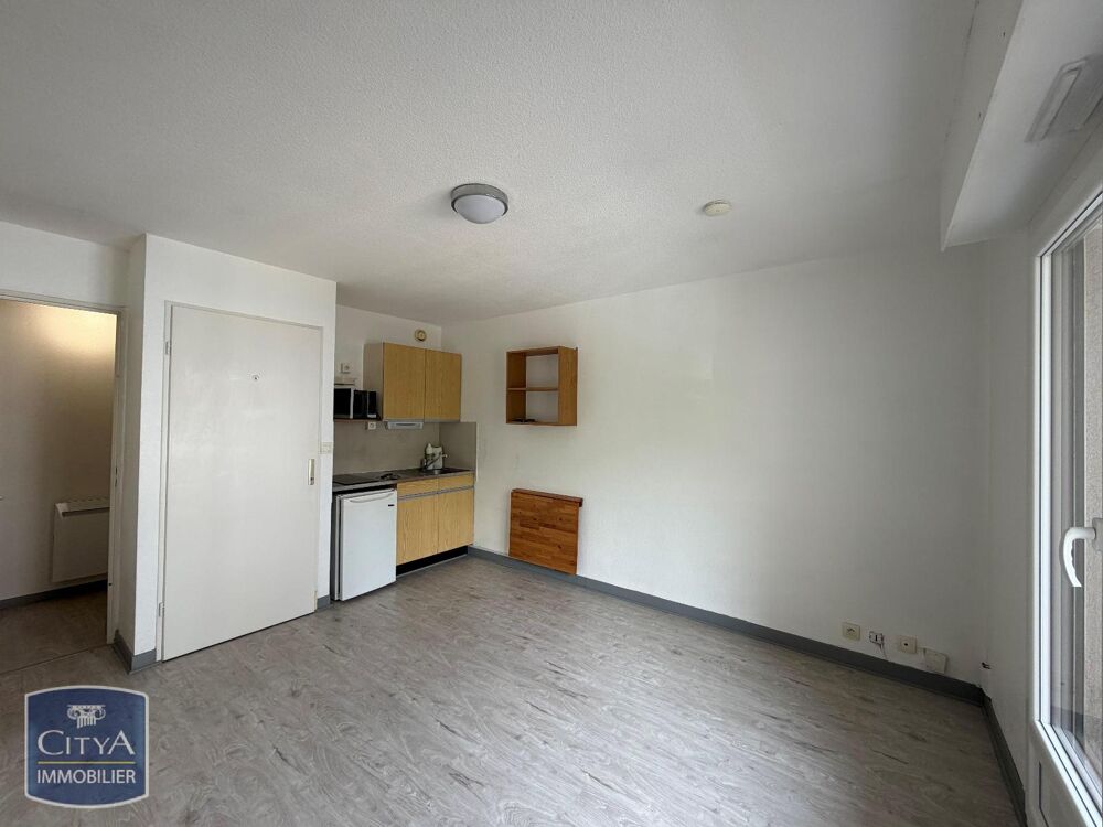 À LOUER : Appartement T1 à Grenoble, idéalement situé da....