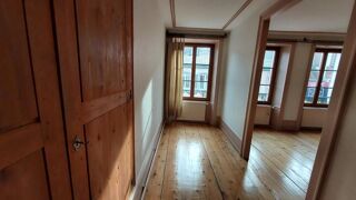  Appartement � louer 2 pi�ces 77 m�
