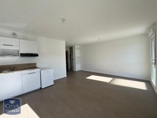  Appartement à louer 1 pièce 34 m²