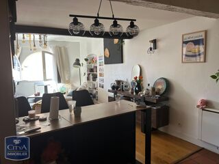  Appartement à louer 3 pièces 84 m²