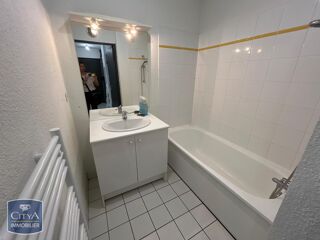  Appartement à louer 2 pièces 50 m²