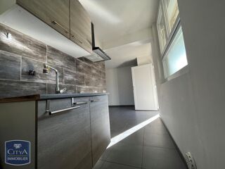  Appartement à louer 3 pièces 63 m²