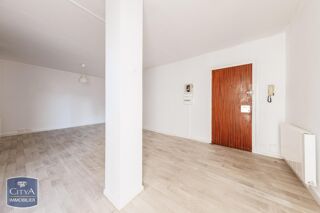  Appartement à louer 1 pièce 42 m²