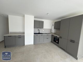 Appartement à louer 3 pièces 69 m²