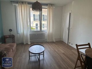  Appartement à louer 2 pièces 50 m²