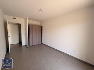  Appartement à louer 2 pièces 51 m²