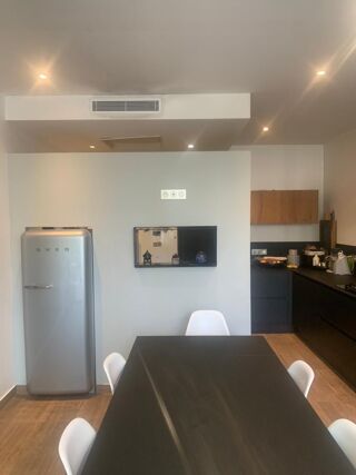  Maison � louer 8 pi�ces 209 m�