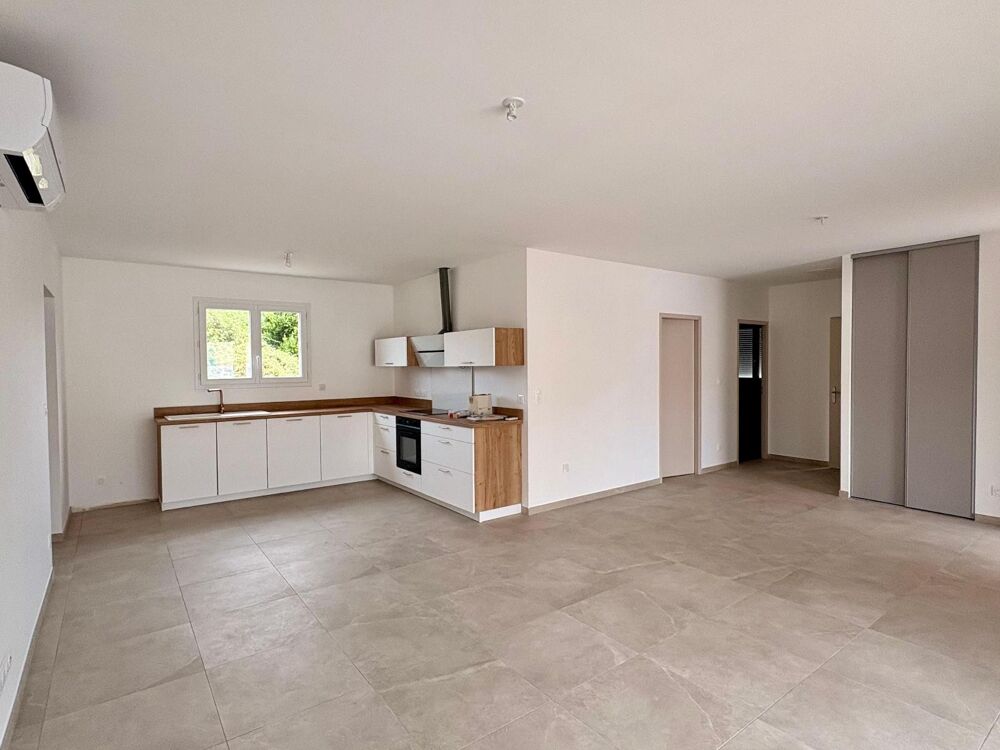 location Villa - 4 pièce(s) - 85 m² Vallon-Pont-d'Arc (07150)
