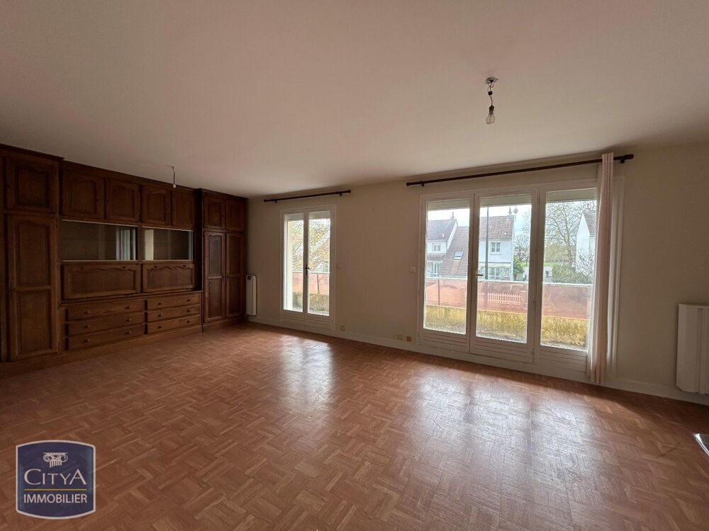 Quinière - À LOUER Découvrez cet élégant appartement T4 ....