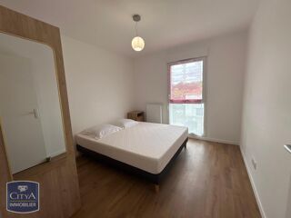  Appartement à louer 3 pièces 64 m²