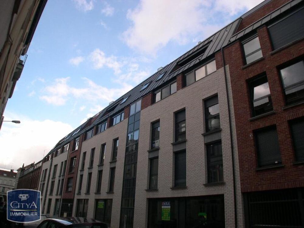 À LOUER : Appartement T3 situé à Lille, offrant un cadre....