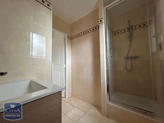  Appartement à louer 3 pièces 70 m²