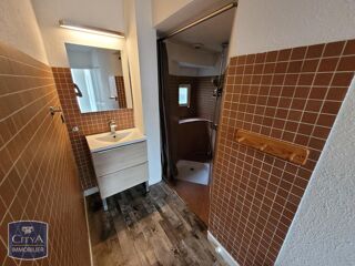  Appartement à louer 3 pièces 47 m²