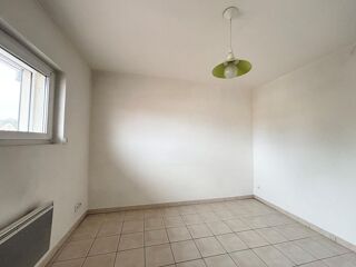  Appartement à louer 2 pièces 37 m²