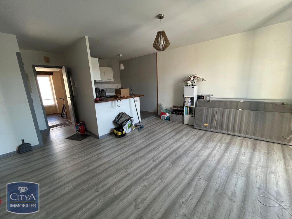 location Appartement - 2 pièce(s) - 43 m² Neuville-de-Poitou (86170)