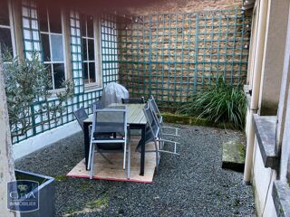  Appartement à louer 4 pièces 92 m²