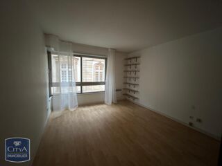  Appartement à louer 2 pièces 72 m²