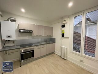  Appartement à louer 3 pièces 78 m²