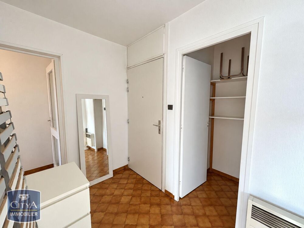location Appartement - 2 pièce(s) - 65 m² Voiron (38500)
