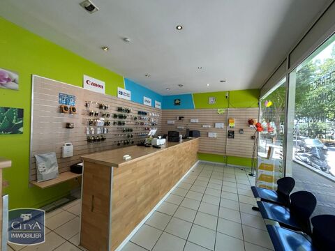   Location / Local Commercial 