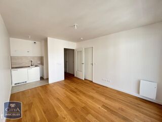  Appartement à louer 2 pièces 38 m²