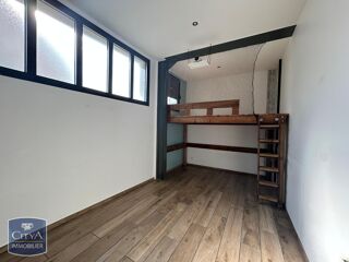  Appartement à louer 3 pièces 60 m²
