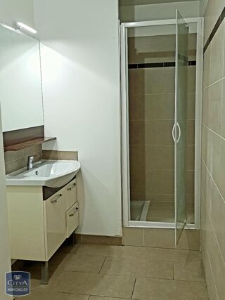  Appartement à louer 2 pièces 43 m²