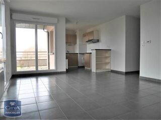  Appartement à louer 3 pièces 63 m²