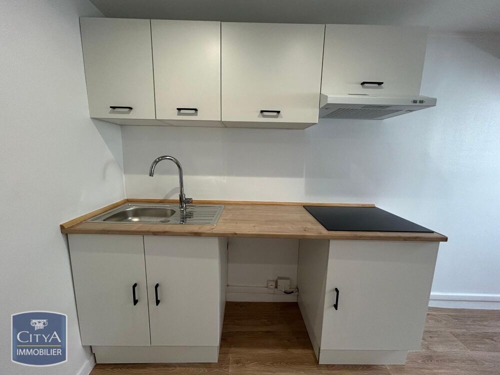 À LOUER : Appartement rénové T1 situé à Sedan, dans le d....