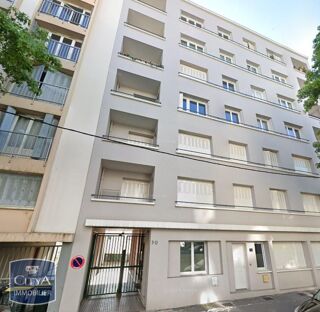  Parking / Garage à louer 