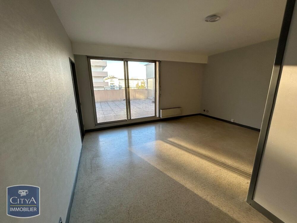 location Appartement - 1 pièce(s) - 49 m² Bourges (18000)