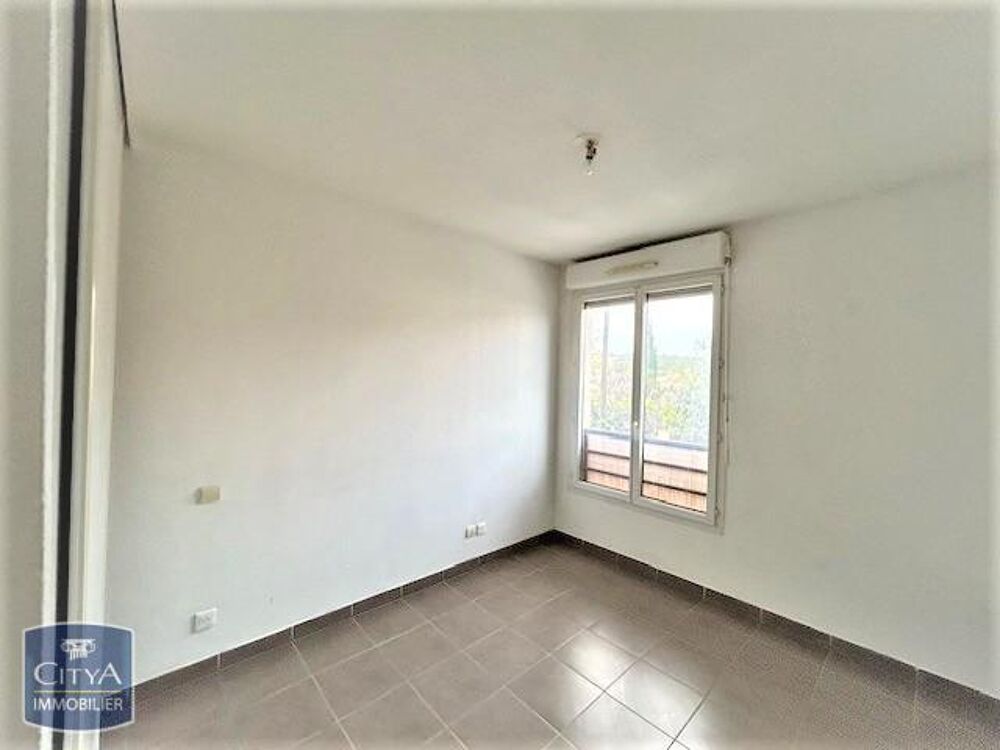 location Appartement - 3 pièce(s) - 55 m² La Seyne-sur-Mer (83500)