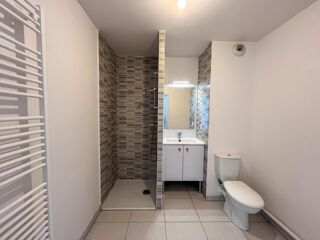  Appartement à louer 2 pièces 37 m²
