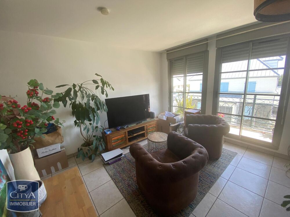 location Appartement - 3 pièce(s) - 75 m² Saint-Denis (97400)