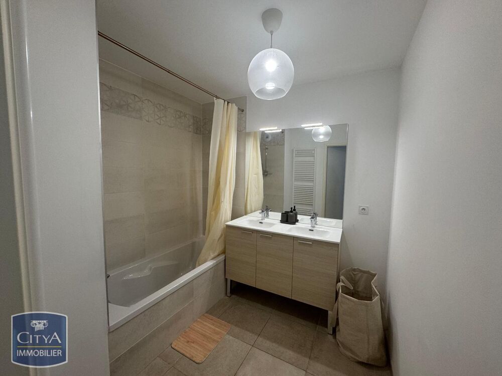 location Appartement - 3 pièce(s) - 59 m² Ferney-Voltaire (01210)