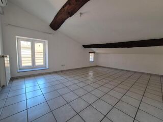  Appartement à louer 3 pièces 86 m²