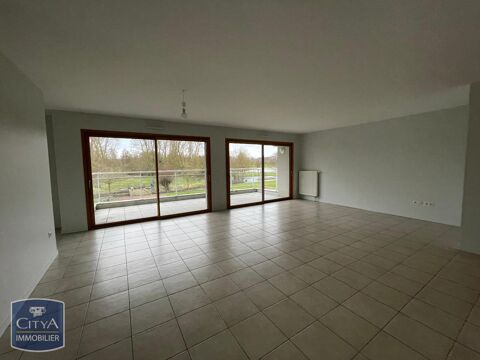   Location Appartement Appartement - 4 pièce(s) - 131 m²