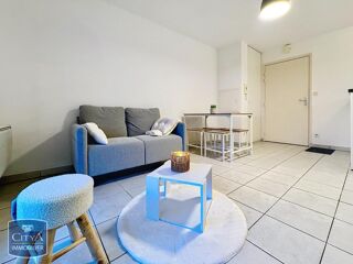  Appartement à louer 2 pièces 37 m²