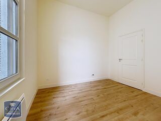  Appartement à louer 2 pièces 45 m²