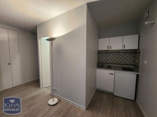  Appartement à louer 1 pièce 25 m²