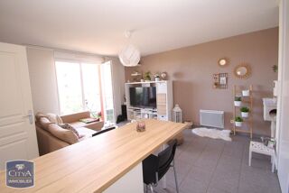  Appartement à louer 2 pièces 45 m²