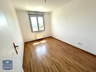  Appartement à louer 3 pièces 60 m²