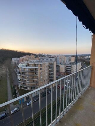  Appartement à louer 3 pièces 76 m²