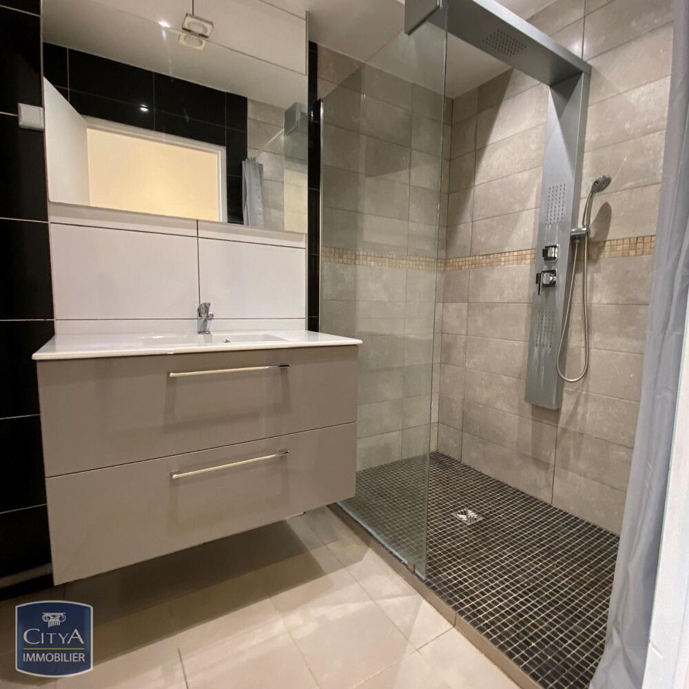 location Appartement - 3 pièce(s) - 61 m² Sedan (08200)