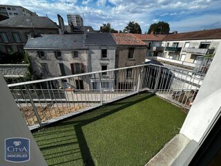  Appartement à louer 2 pièces 40 m²