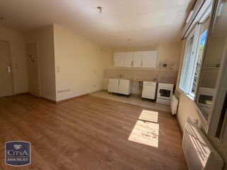  Appartement à louer 1 pièce 28 m²