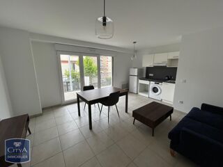  Appartement à louer 2 pièces 43 m²