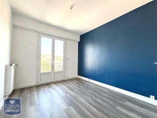  Appartement à louer 3 pièces 66 m²